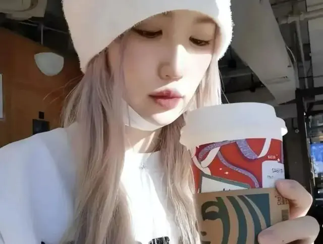 马蓉移民生活：38岁马蓉金发颜值